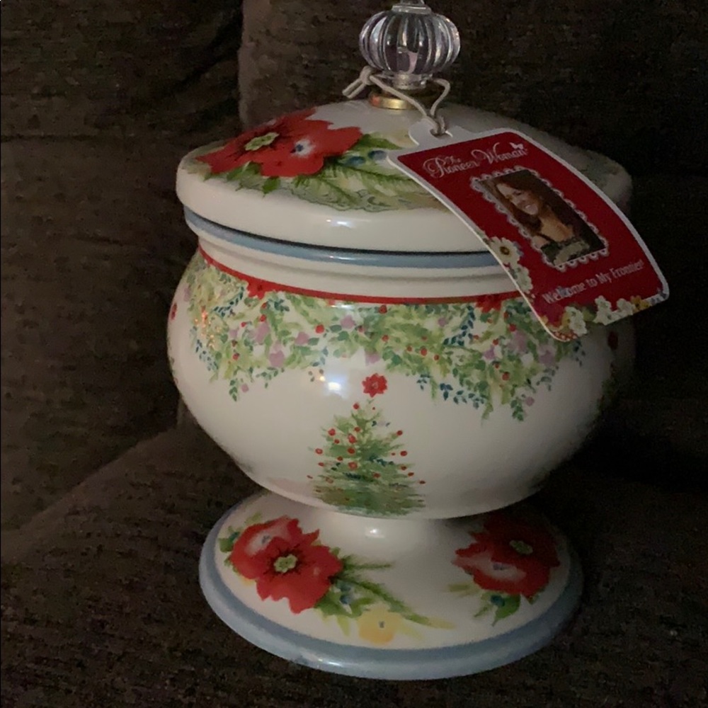 Pioneer Woman Holiday 5 inch Candy Dish w Lid New
